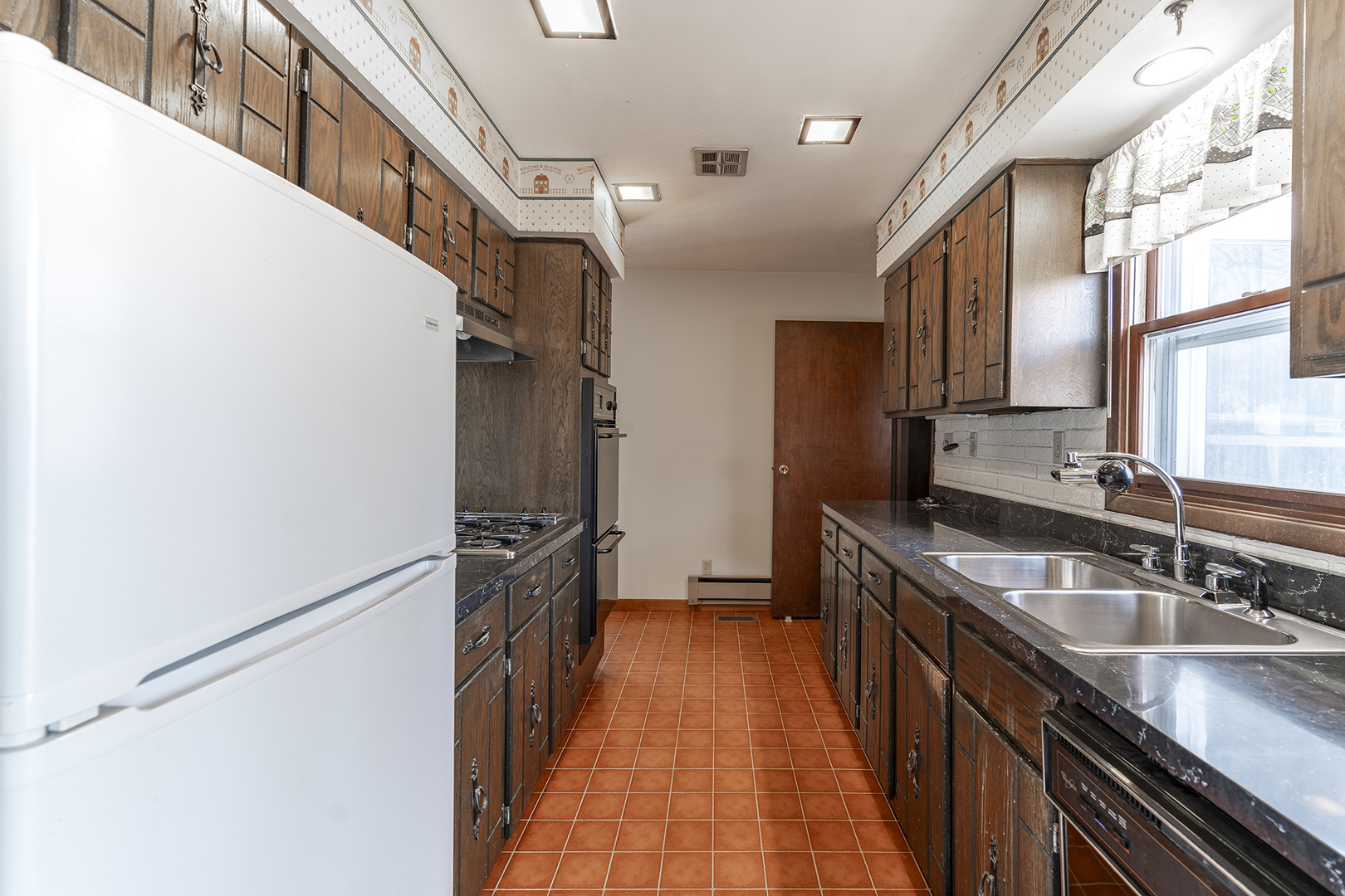 1 Oak Ridge Drive Newark, IL 60541 - Photo 7 of 26 Gallery Image 7