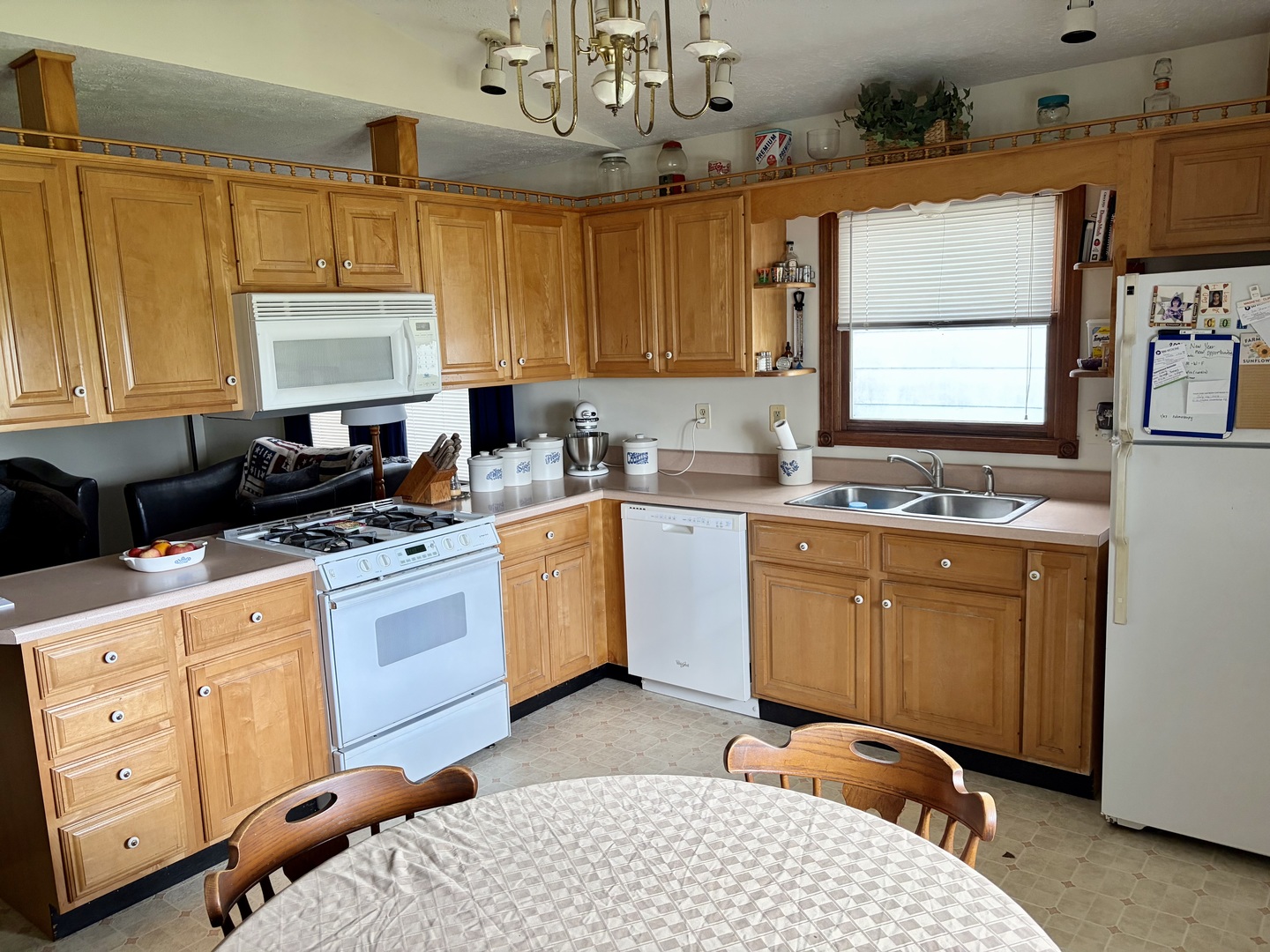 326 West Hight Street Macon, IL 62544 - Photo 6 of 35