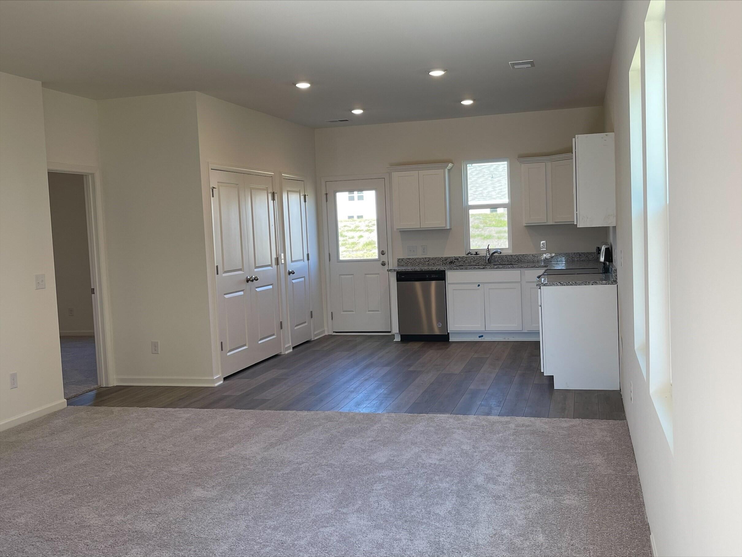 116 Forbes Road Summerville, SC 29486 - Photo 6 of 9 Atlantis Kitchen