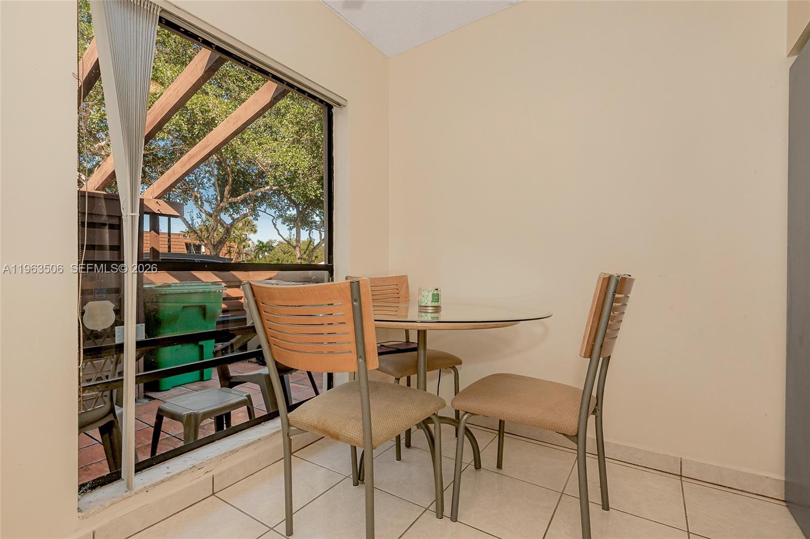 840 Southwest 120th Way Davie, FL 33325 - Photo 14 of 29