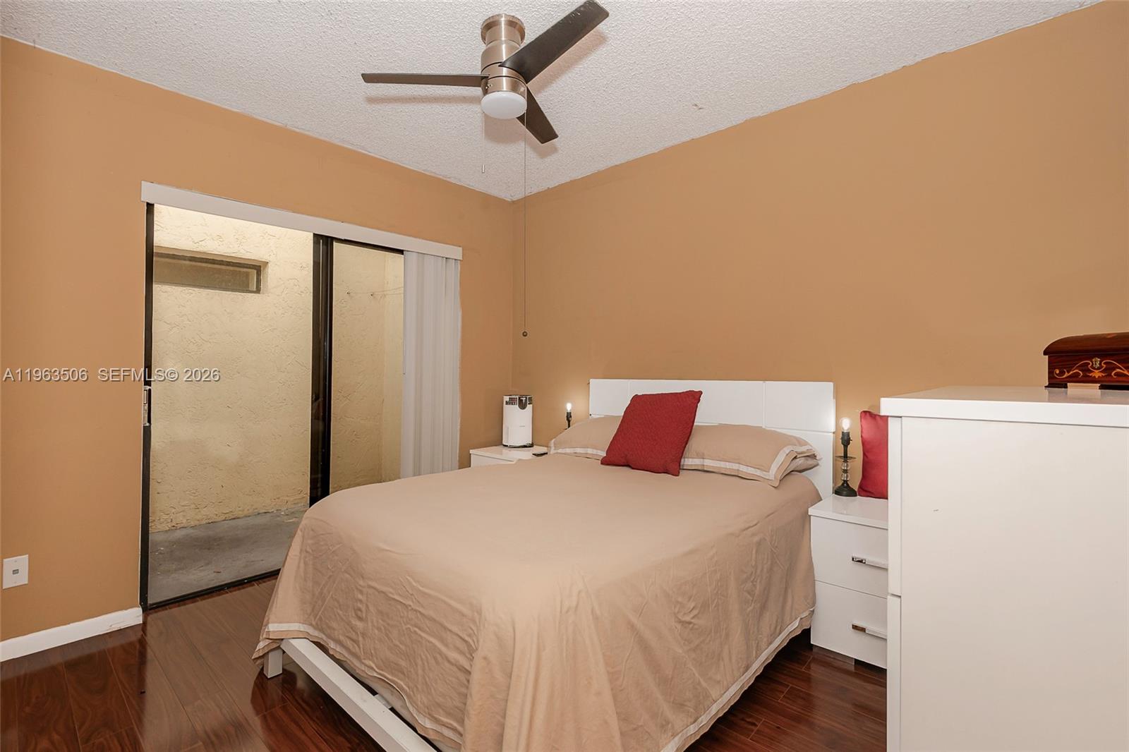 840 Southwest 120th Way Davie, FL 33325 - Photo 23 of 29