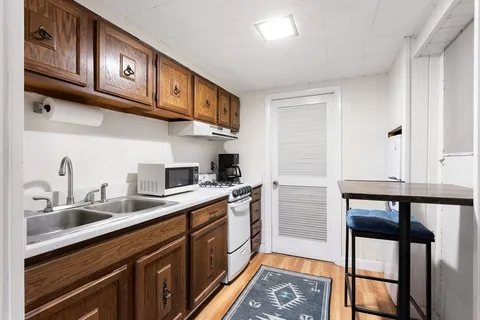 $800,000 | 125 Sylvia Street, Arlington, MA 02476