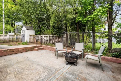 $800,000 | 125 Sylvia Street, Arlington, MA 02476