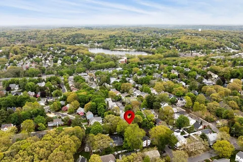 $800,000 | 125 Sylvia Street, Arlington, MA 02476