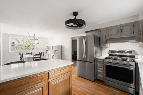 $800,000 | 125 Sylvia Street, Arlington, MA 02476