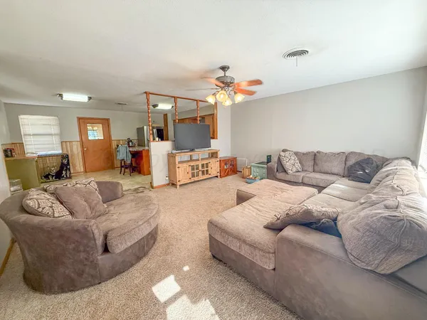 $115,000 | 702 South Canadian Street, Wheeler, TX 79096