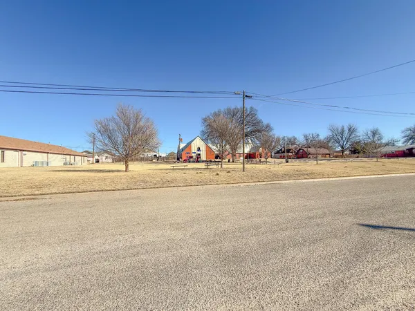 $115,000 | 702 South Canadian Street, Wheeler, TX 79096
