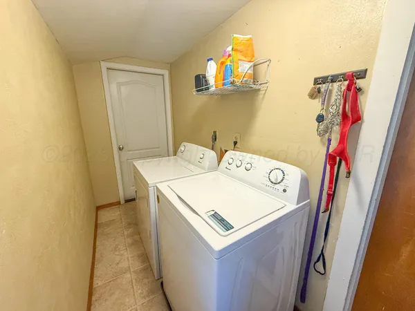 $115,000 | 702 South Canadian Street, Wheeler, TX 79096