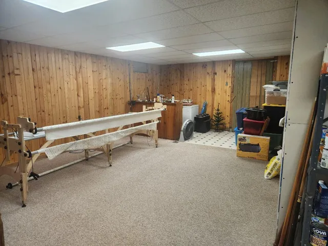 $400,000 | 7385 South 88th Avenue, Rothbury, MI 49452