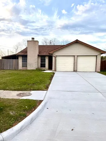 $1,750 | 16354 Villaret Drive, Houston, TX 77083