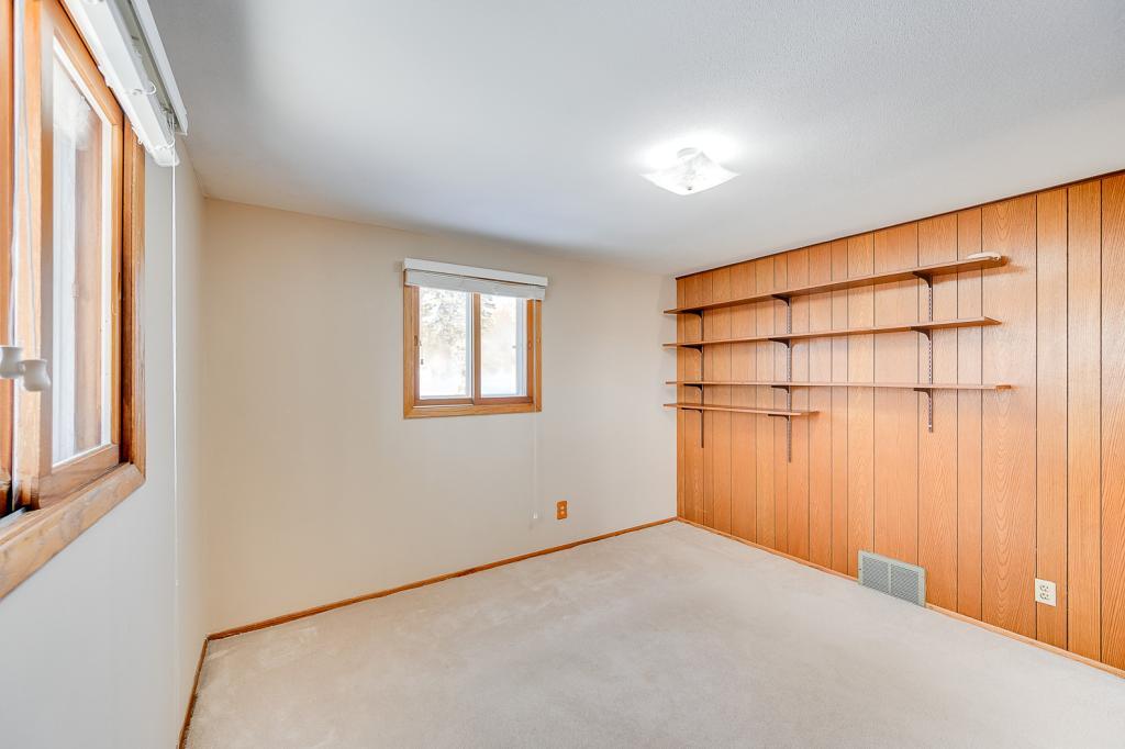6704 Ridgeview Drive Edina, MN 55439 - Photo 18 of 27