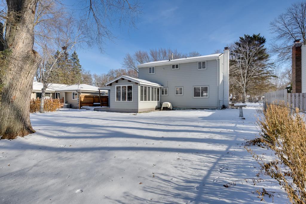 6704 Ridgeview Drive Edina, MN 55439 - Photo 23 of 27