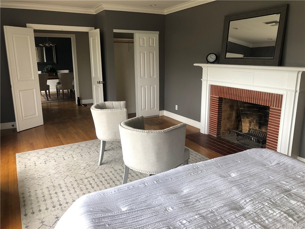 6803 Chisholm Avenue Van Nuys, CA 91406 - Photo 3 of 27