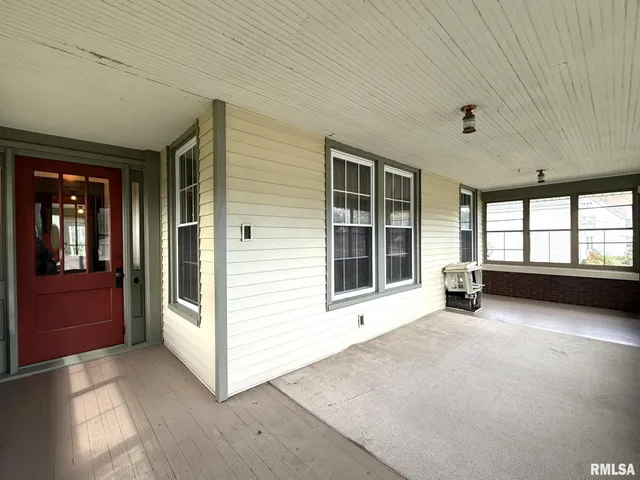 $124,900 | 554 North West Street, Galesburg, IL 61401