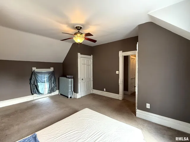 $124,900 | 554 North West Street, Galesburg, IL 61401