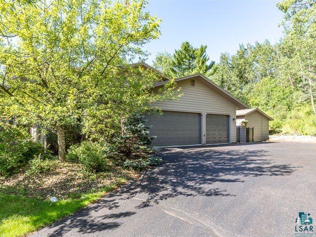 737 Ridgewood Road Duluth, MN 55804 - Photo 24 of 24 Garage