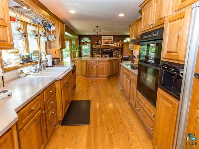 737 Ridgewood Road Duluth, MN 55804 - Photo 6 of 24 Kitchen