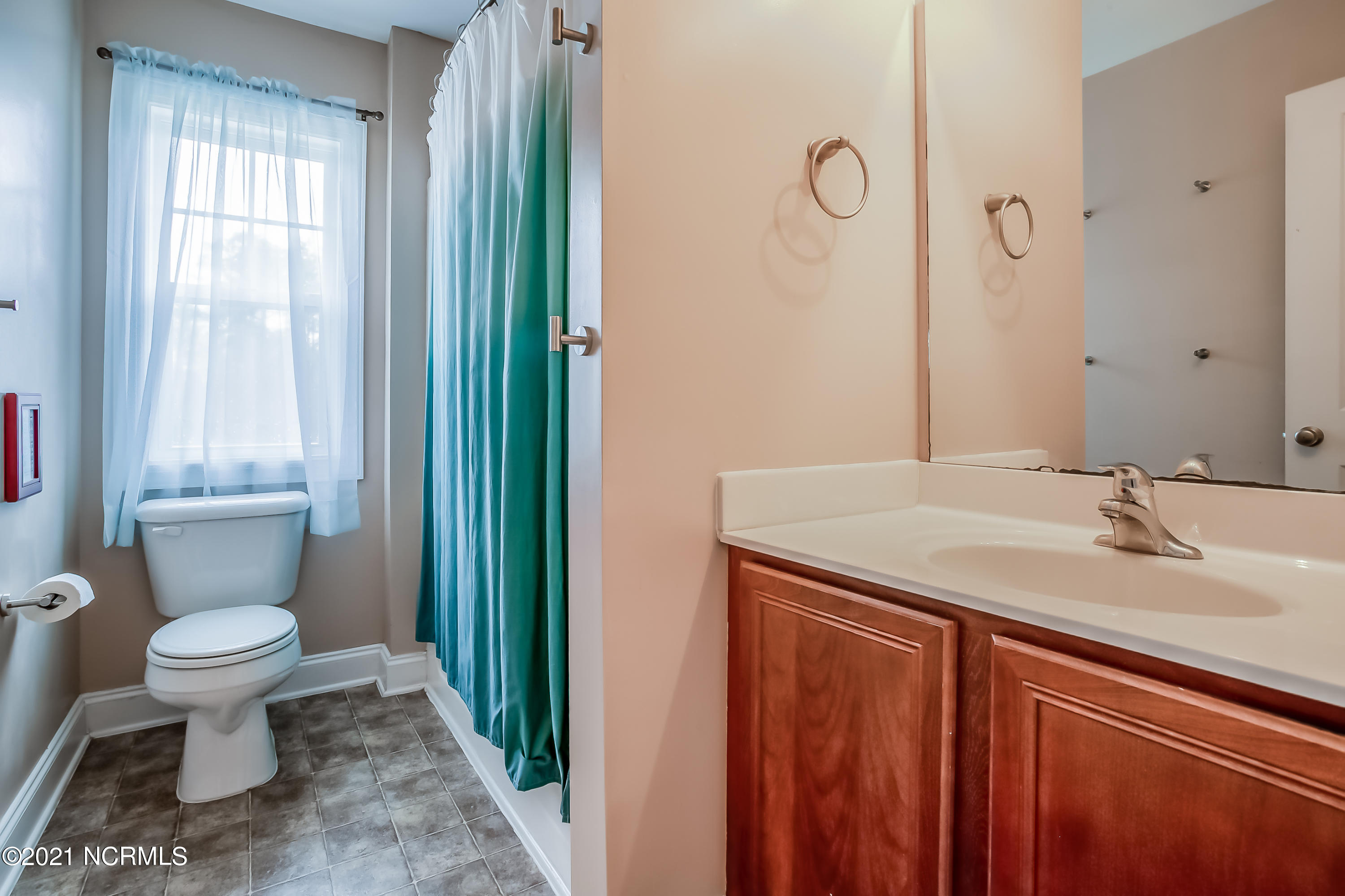 147 Saint Road Richlands, NC 28574 - Photo 18 of 25 50FULLBATH