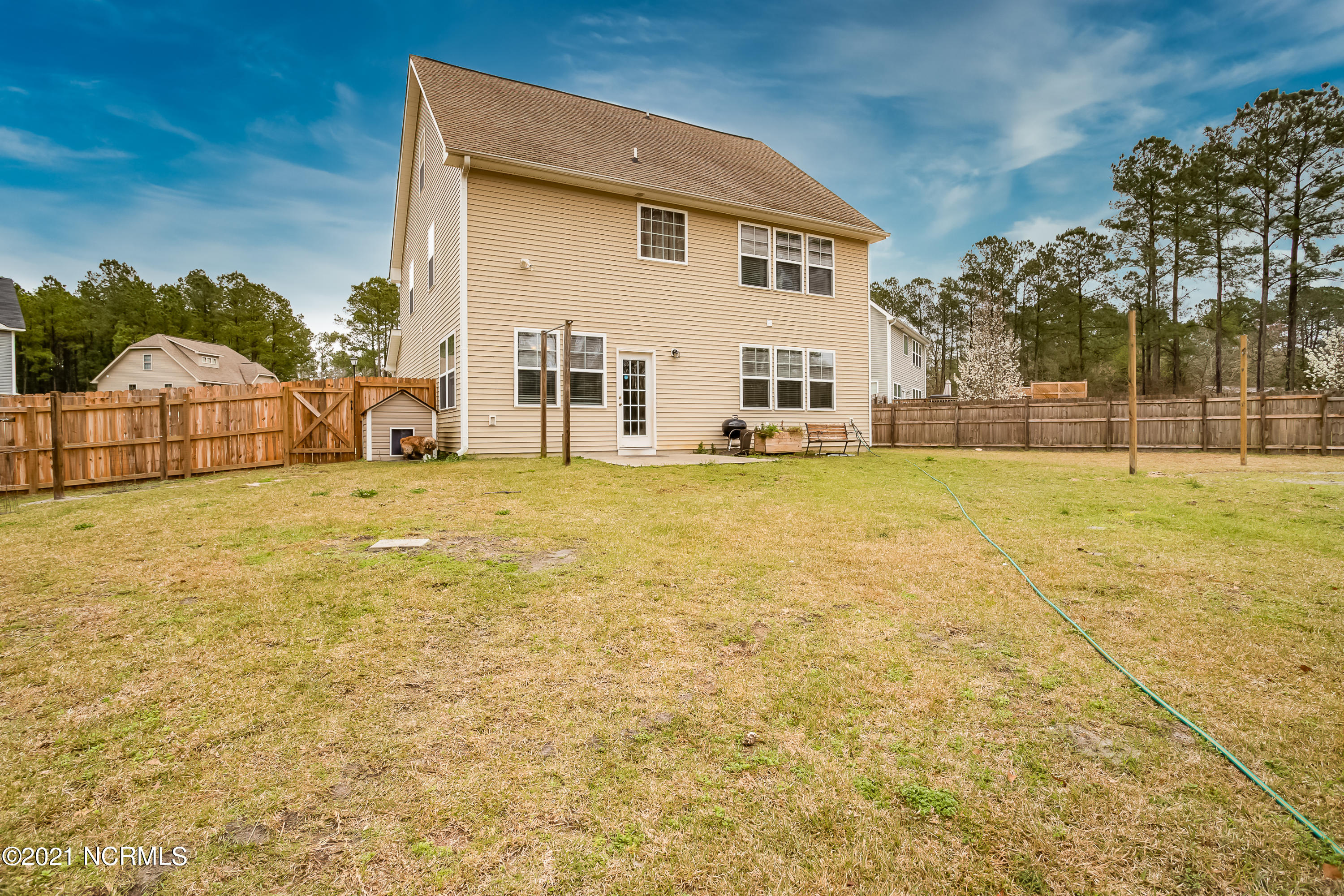 147 Saint Road Richlands, NC 28574 - Photo 23 of 25 53REAR