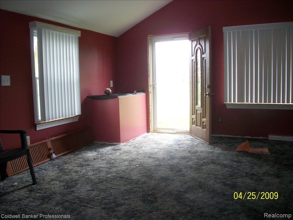 606 North Fairgrounds Road Imlay City, MI 48444 - Photo 6 of 9 025