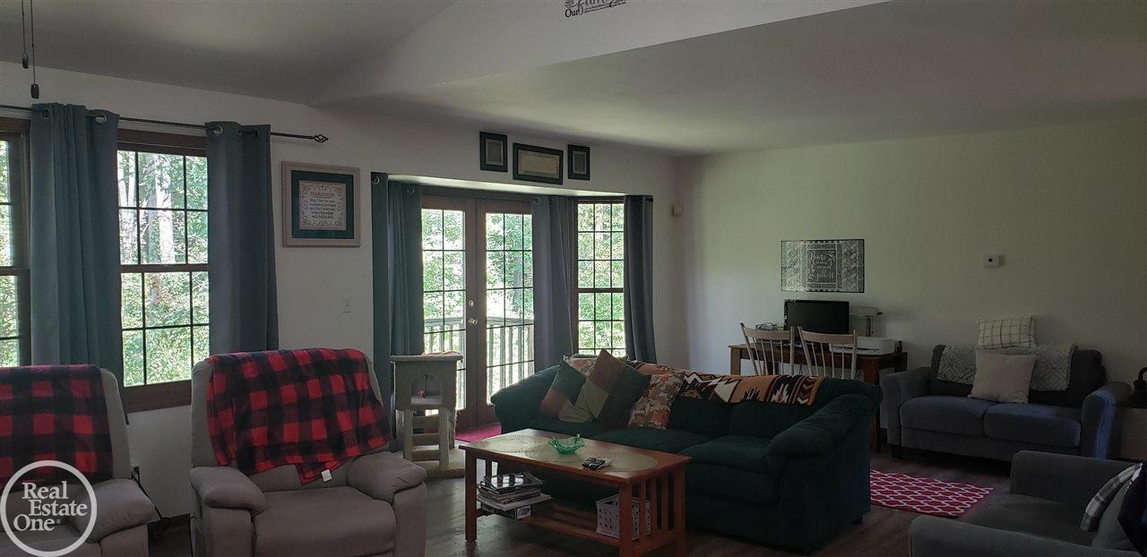 5094 Springborn Road East China, MI 48054 - Photo 29 of 54 50052798-28.JPG