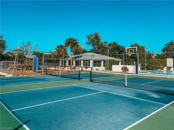 $11,000 | 2680 Longboat Drive, Naples, FL 34104