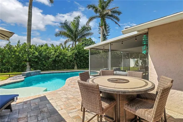 $11,000 | 2680 Longboat Drive, Naples, FL 34104