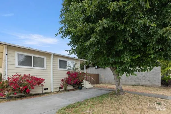 $375,000 | 152 Idora Avenue, Vallejo, CA 94591