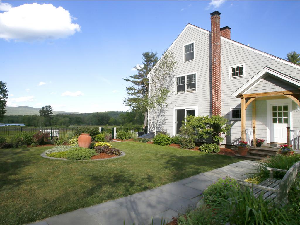 40 South Elmwood Road Hancock, NH 03449 - Photo 1 of 36 Gallery Image 1