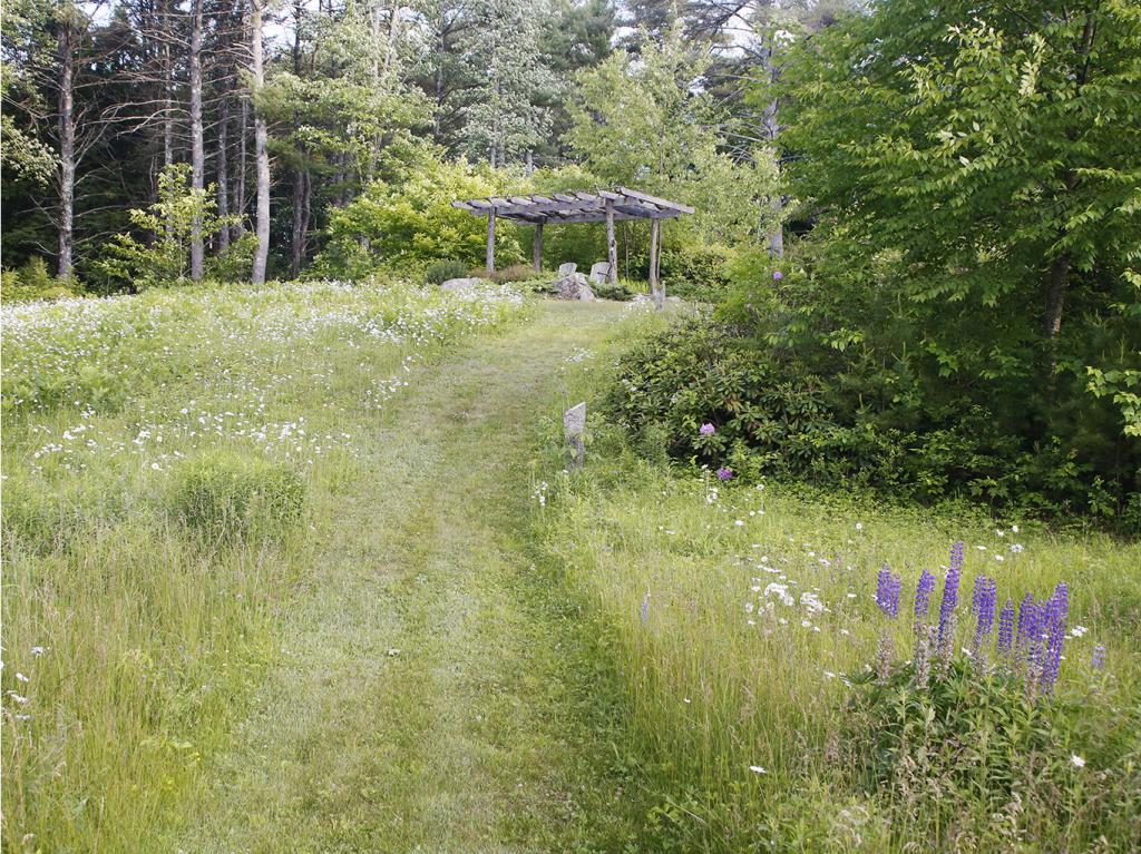 40 South Elmwood Road Hancock, NH 03449 - Photo 32 of 36 Gallery Image 32