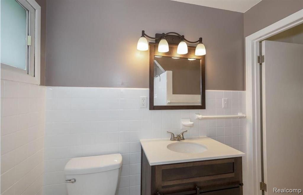3104 Starr Road Royal Oak, MI 48073 - Photo 14 of 24