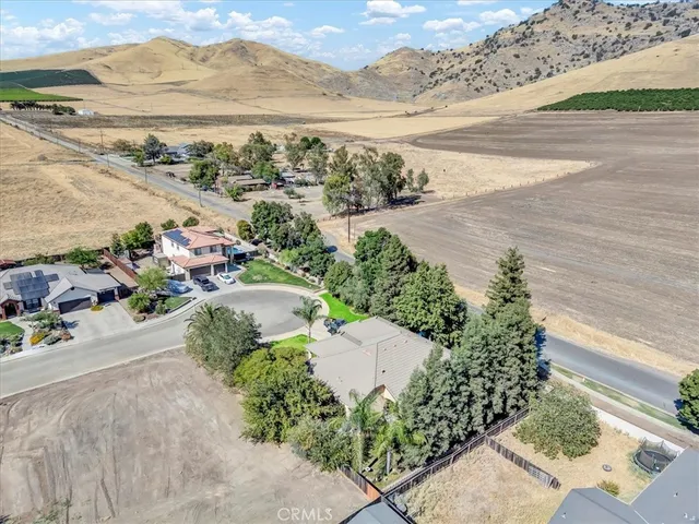 $549,000 | 1189 East Fairhaven Court, Porterville, CA 93257