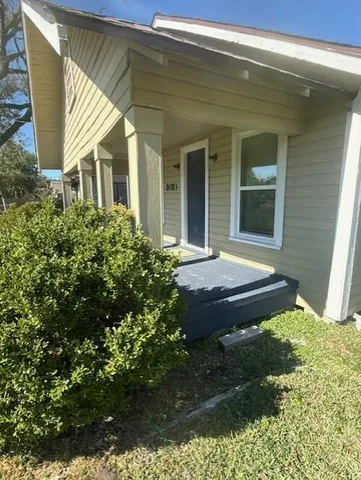 $1,350 | 2021 Eubanks Street, Houston, TX 77093