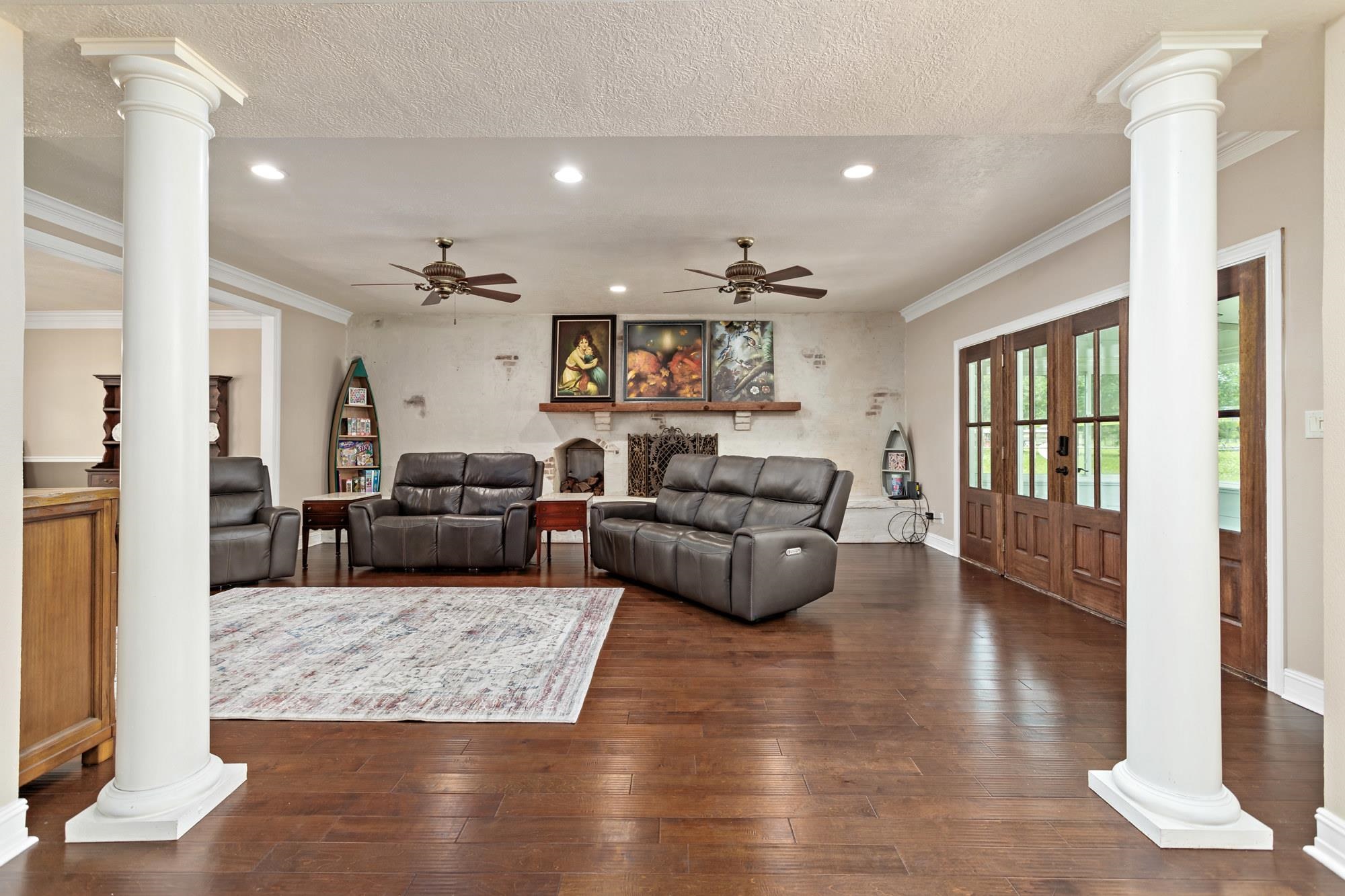 2502 Reins Road Beaumont, TX 77713 - Photo 11 of 48
