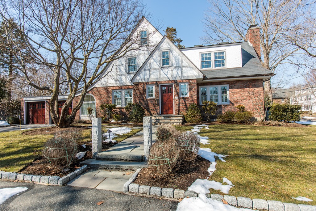 28 Belair Road Wellesley, MA 02482 - Photo 1 of 25