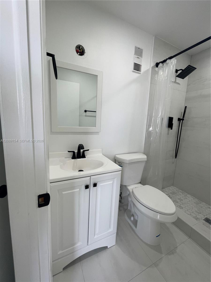 10016 Winding Lake Road, Unit 202 Sunrise, FL 33351 - Photo 15 of 16