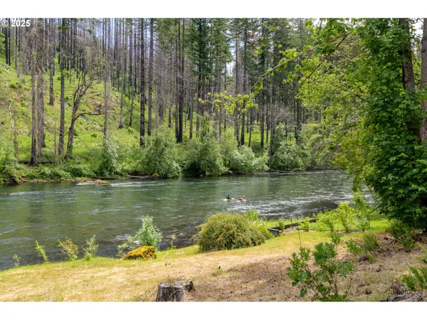 $279,000 | 47664 McKenzie Highway, Vida, OR 97488