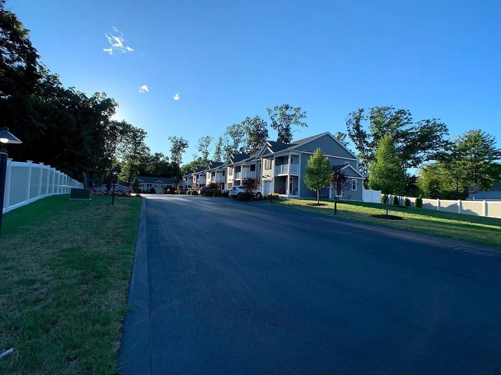 161 Broad Street, Unit 9 Hudson, MA 01749 - Photo 2 of 20