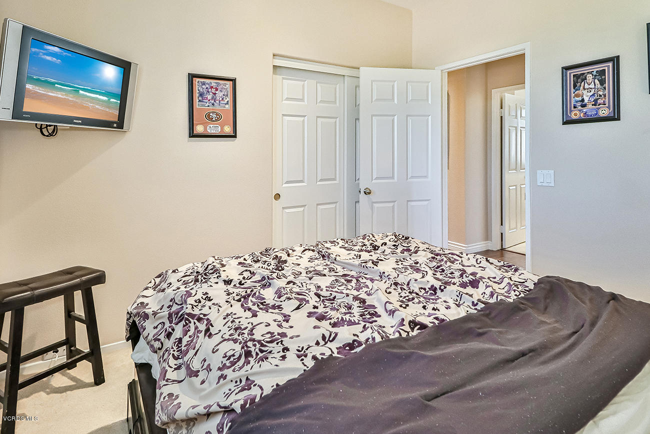 1702 Watercrest Way Simi Valley, CA 93065 - Photo 19 of 32 hBedroom1-2