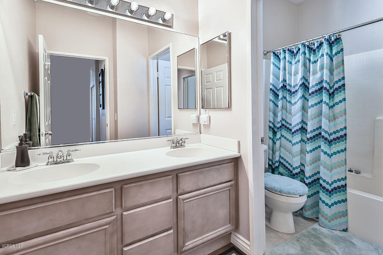 1702 Watercrest Way Simi Valley, CA 93065 - Photo 22 of 32 jHall Bath1