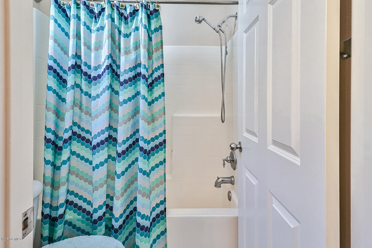 1702 Watercrest Way Simi Valley, CA 93065 - Photo 23 of 32 jHall Bath2