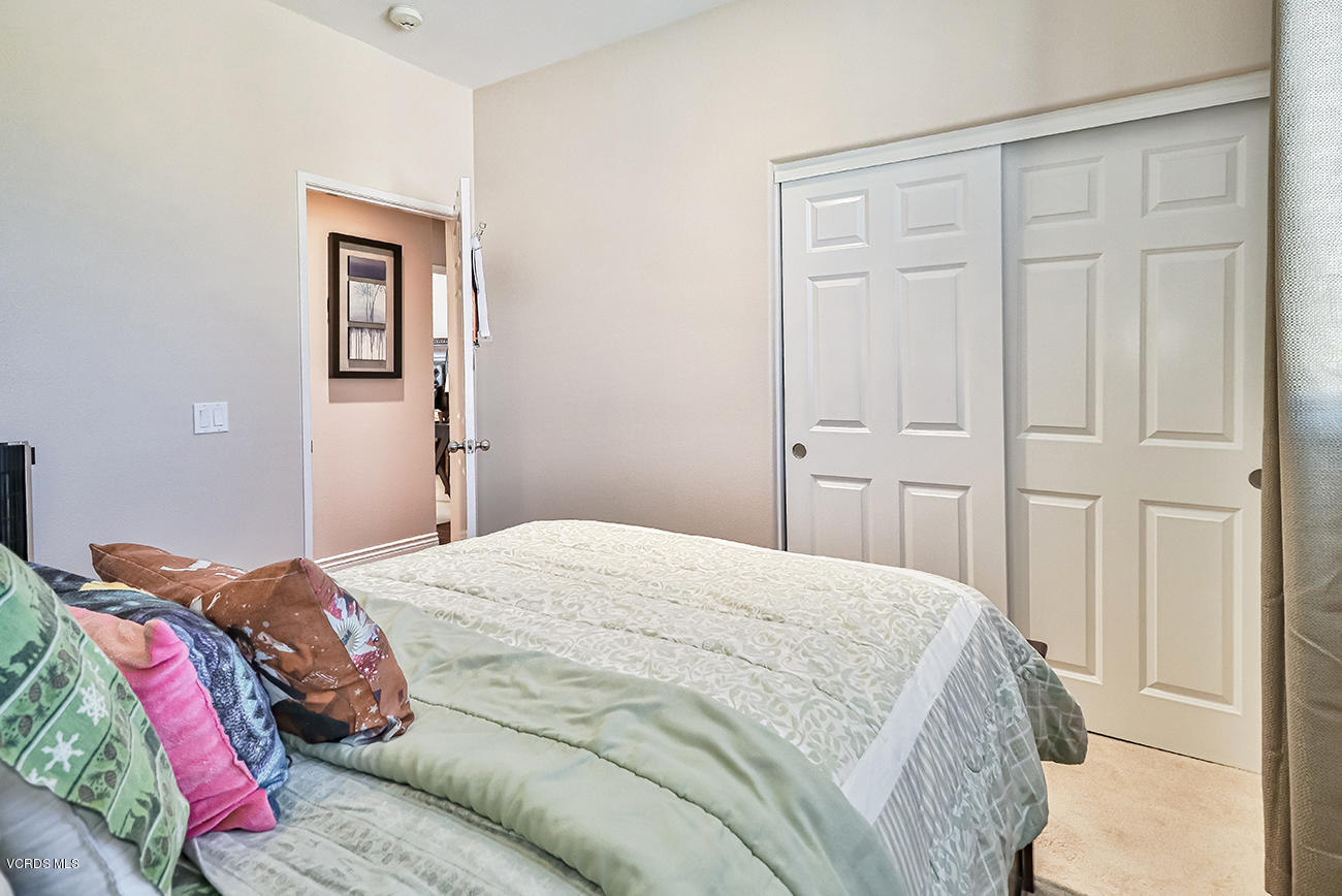 1702 Watercrest Way Simi Valley, CA 93065 - Photo 29 of 32 iBedroom2-2