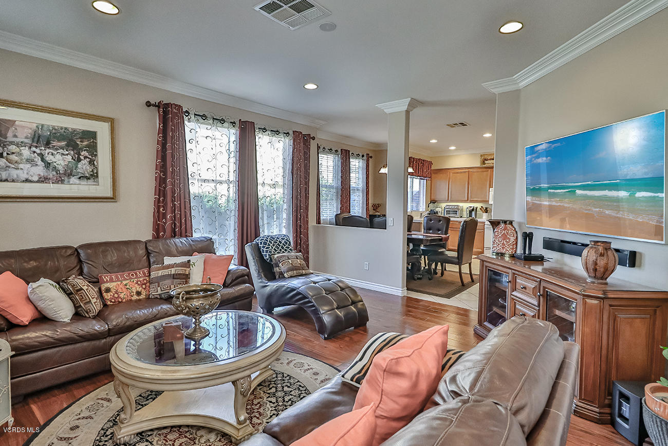 1702 Watercrest Way Simi Valley, CA 93065 - Photo 6 of 32 cLiving1