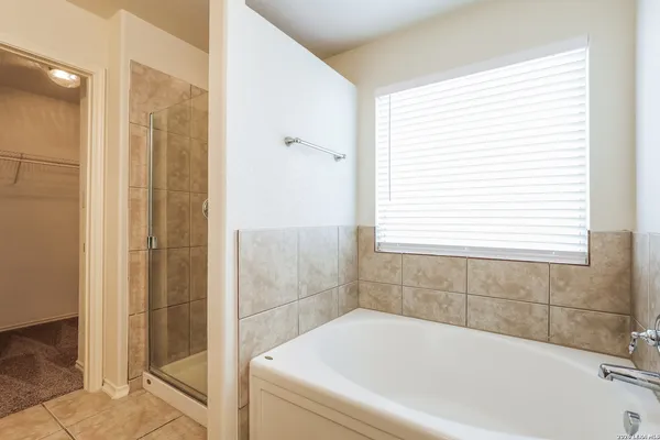 $350,000 | 6802 Foster Fields, Converse, TX 78109