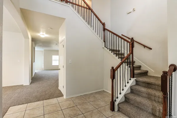 $350,000 | 6802 Foster Fields, Converse, TX 78109