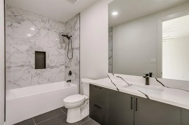 $10,000 | 6301 Tiffany Oaks Lane, Arlington, TX 76016