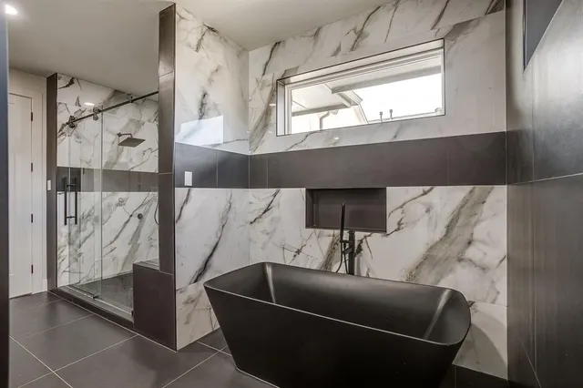 $10,000 | 6301 Tiffany Oaks Lane, Arlington, TX 76016