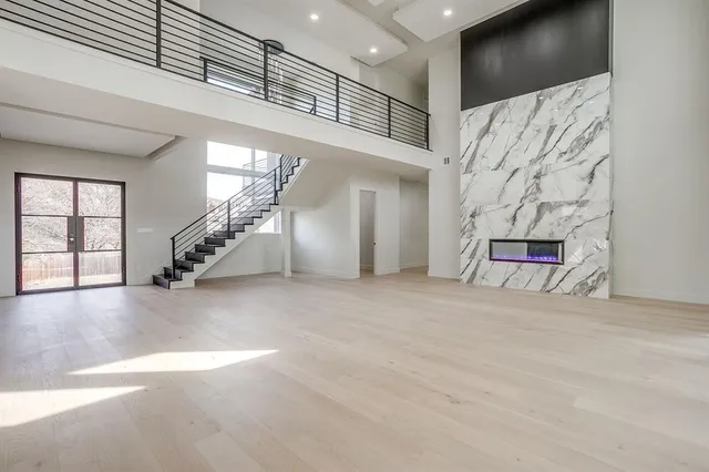 $10,000 | 6301 Tiffany Oaks Lane, Arlington, TX 76016