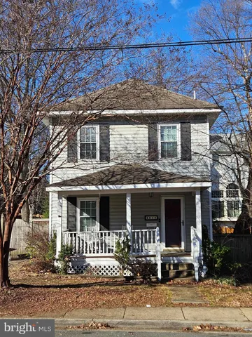 $875,000 | 3814 Elbert Avenue, Alexandria, VA 22305