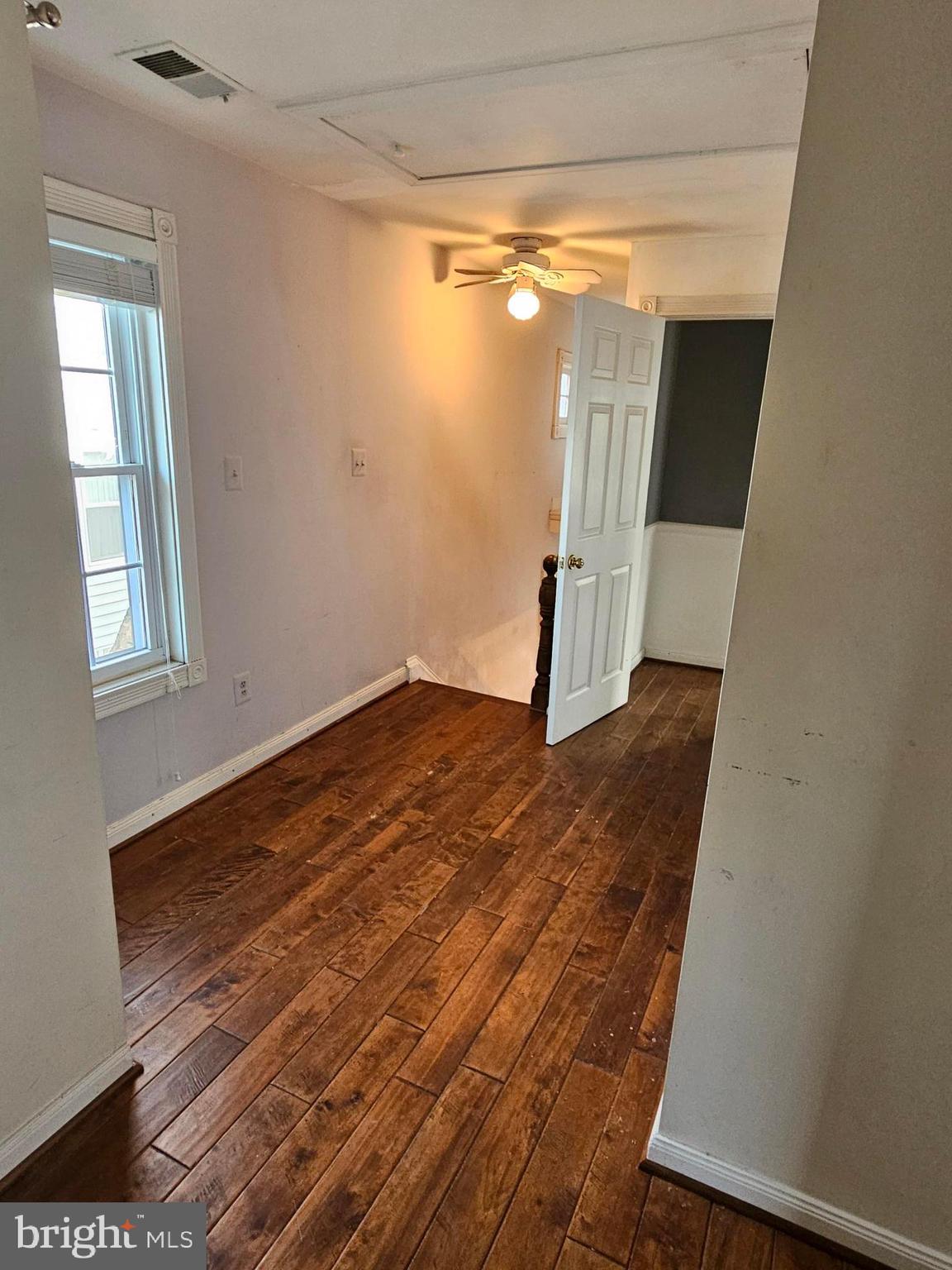 3814 Elbert Avenue Alexandria, VA 22305 - Photo 18 of 26 Upstairs Hallway
